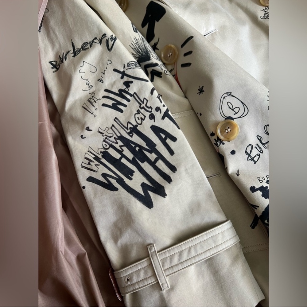 Burberry Kris Wu Grafitti coat usa 2 can fit small as well - Picture 5 of 16